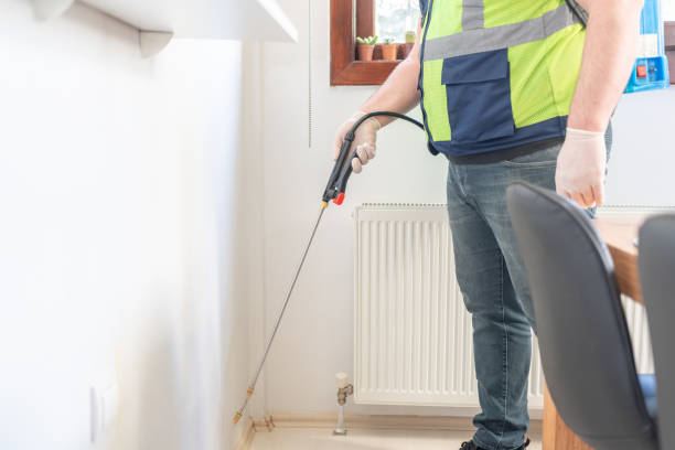 Best Best Pest Control Companies  in Tishomingo, OK